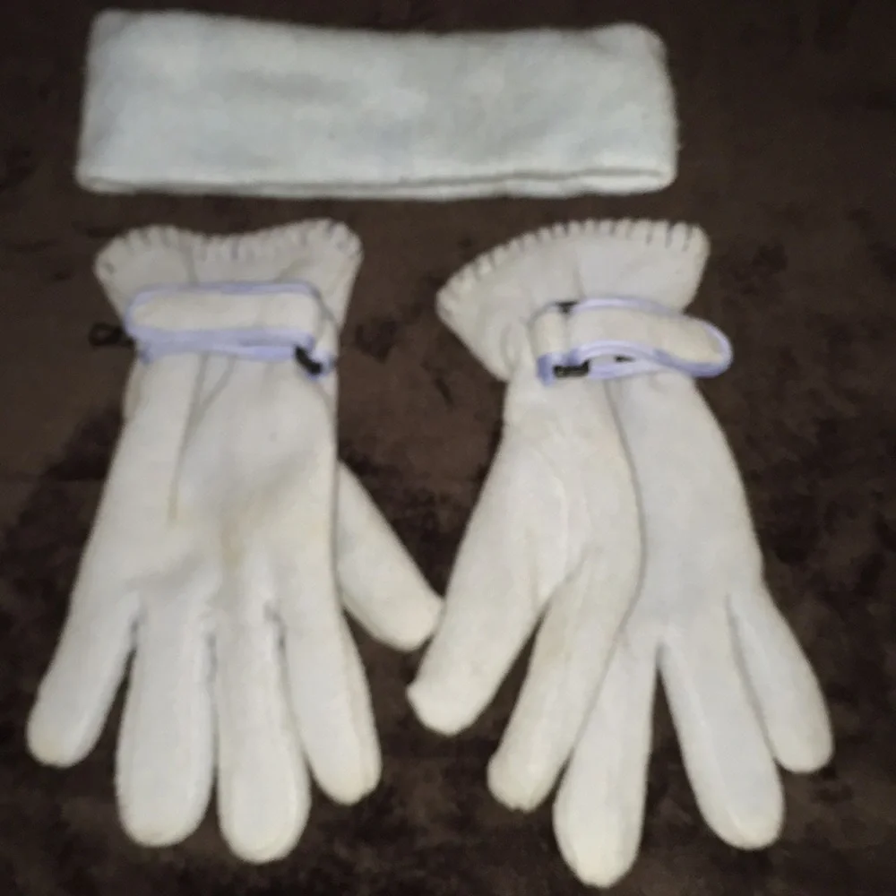 Joe Boxer Knit Scarf; Head Wrap & Gloves